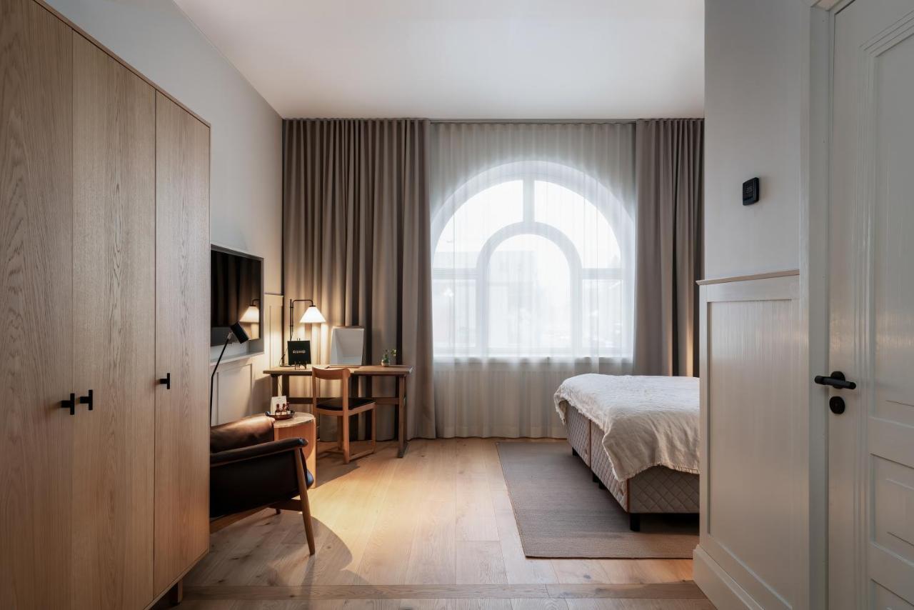 Runo Hotel פורבו מראה חיצוני תמונה A room at the hotel